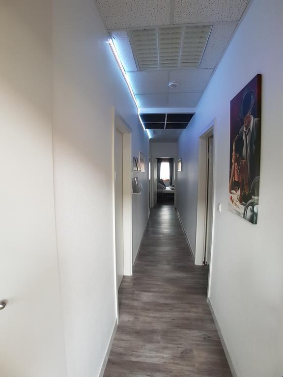 Boardinghouse Sinsheim Zentral Am Burgplatz Vandrarhem Exteriör bild